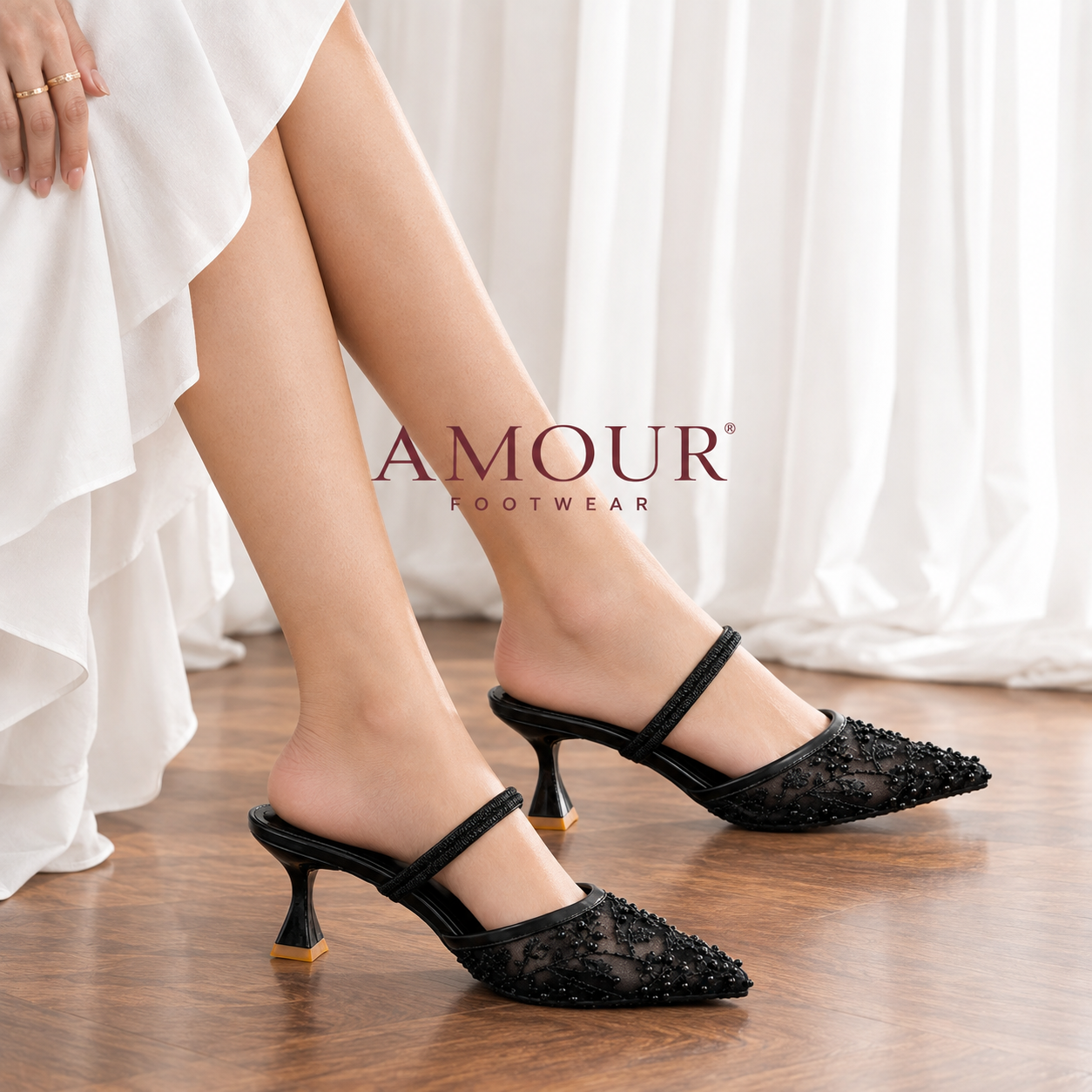 Amour Shoes WS23 Black