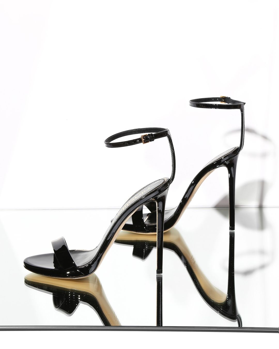 Amour Heels 4 Inch AD72