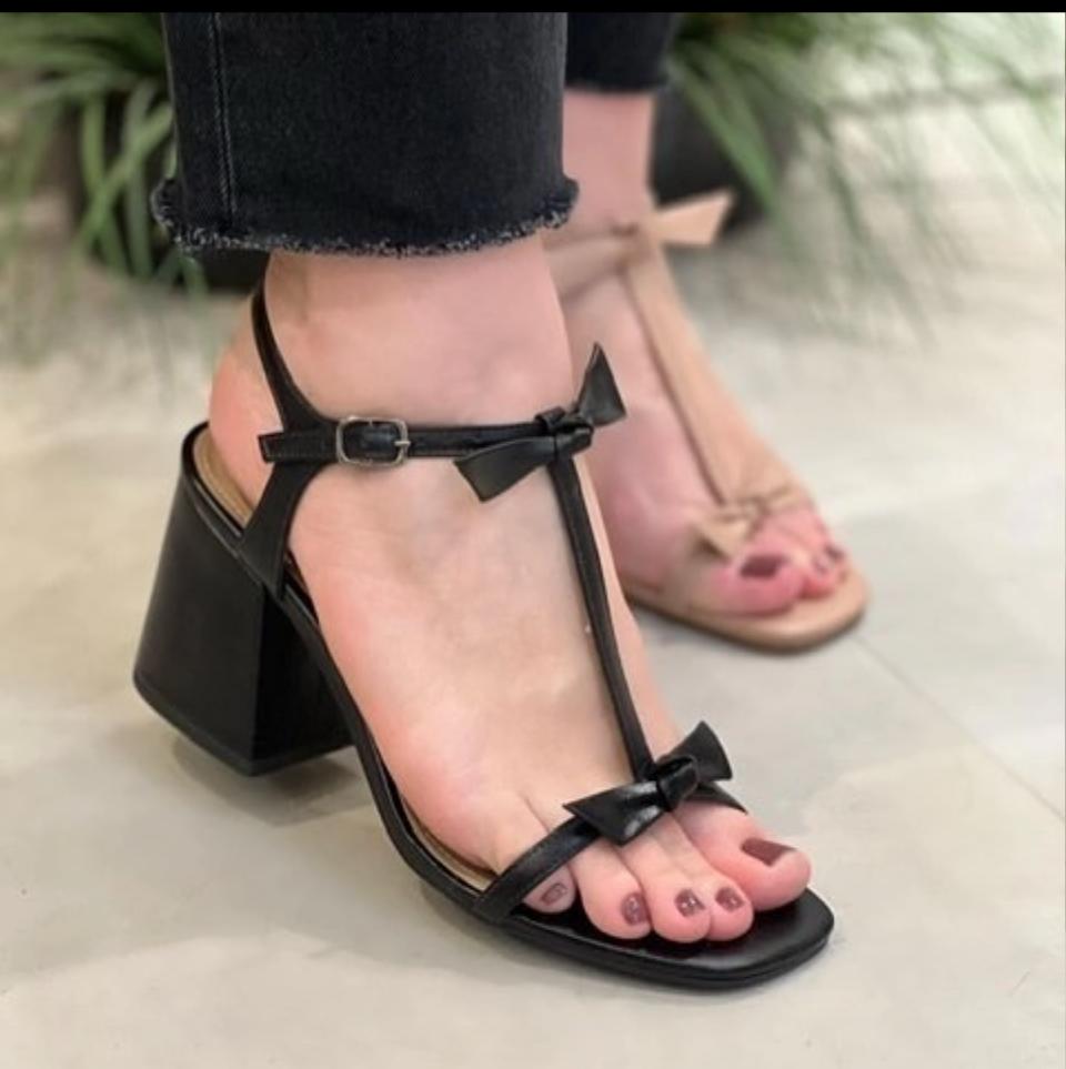 Amour heel ad47