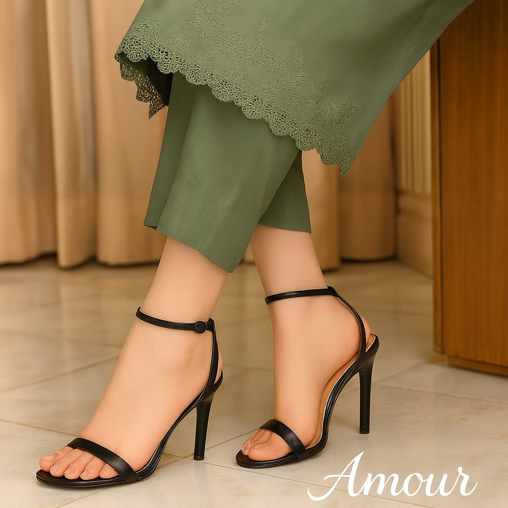 Amour Heel AD36 Black